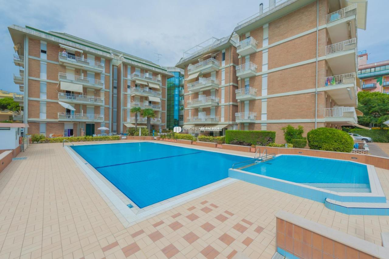 Residence Puerto Del Sol Immobiliare Pacella Lido di Jesolo Zewnętrze zdjęcie
