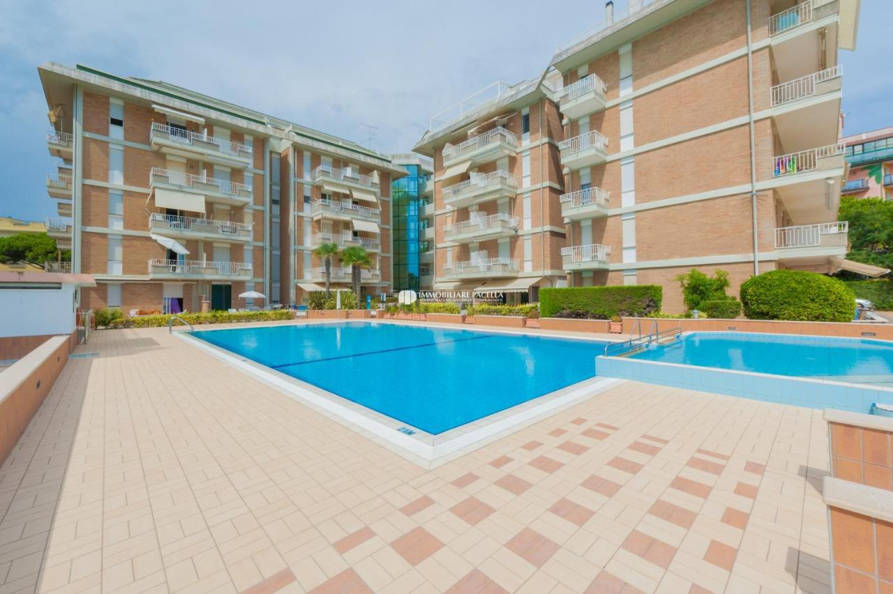 Residence Puerto Del Sol Immobiliare Pacella Lido di Jesolo Zewnętrze zdjęcie